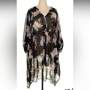 Torrid high low chiffon floral top